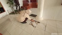 Kepala UPT Museum dan Taman Budaya Dinas Kebudayaan dan Pariwisata Kudus, Yusron mengakui kondisi gedung memang mengalami beberapa kerusakan. Menurutnya saat ini pemerintah minim sekali untuk pembangunan gedung. (Dian Utoro Aji/detikTravel)