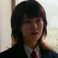 Song Ji Hyo berperan sebagai Min Hyo Rin di Princess Hours. Ia menolak lamaran Putra Mahkota Lee Shin demi mengejar mimpinya sebagai balerina. Cemburu dengan Chae Kyeong, ia berupaya merebut Lee Shin kembali. Foto: dok. MBC