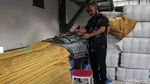 Pengusaha Tekstil dan Sarung Majalaya Menjerit di Tengah Pandemi
