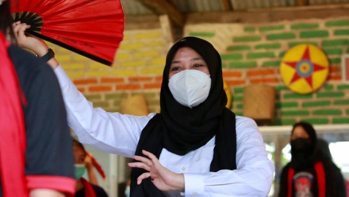 Bupati Ipuk Pacu Pengembangan Seni Berbasis Desa