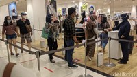 Menteri Koordinator Perekonomian, Airlangga Hartarto mengatakan menyebut belanja konsumen menyumbang 57% untuk ekonomi Indonesia. Menurutnya, dengan meningkatkan daya beli masyarakat maka ekonomi Indonesia pun ikut meningkat.