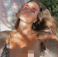 Inilah pesona cantik Evelyn yang juga jadi kontroversi karena menjual konten seksinya di OnlyFans. Foto: Twitter