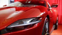 General Manager PT Eurokars Prima Utama, Nini Chiandra yakin Ferarri Roma akan menjadi pilihan para pencinta mobil sport yang asyik dikendarai.