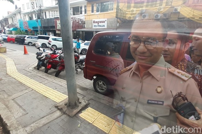 Ilustrasi masalah guiding block menabrak tiang di Jl Veteran I Jakpus. (Repro: Danu Damarjati/detikcom)