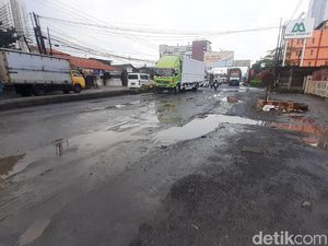 Masih Belum Mulus, Jl Industri Kabupaten Bekasi Akan Diperbaiki Lagi