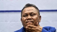 Jhoni Allen, yang ditetapkan sebagai Sekjen versi KLB Demokrat, menyebut diubahnya mukadimah AD/ART Partai Demokrat merupakan pelanggaran mendasar. Oleh sebab itu, gerbong Moeldoko hendak melaporkan hal ini ke polisi.