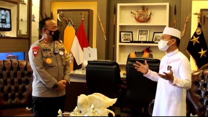 Kapolda Kalteng Irjen Dedi Prasetyo dan Ustaz Dasad Latif bertemu bahas vaksin dari sisi agama Islam