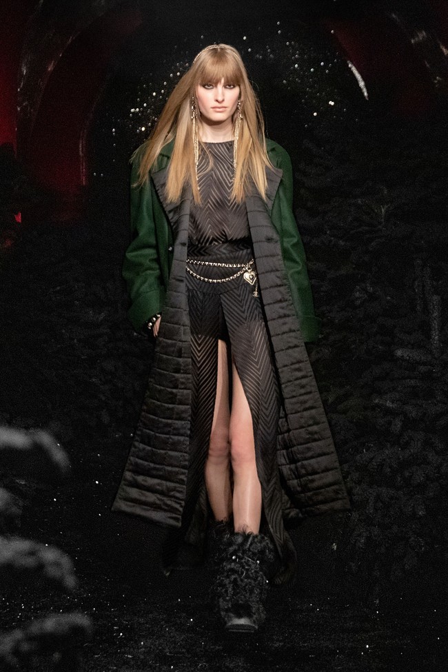 Fahion show koleksi busana Chanel terbaru untuk musim dingin 2021. Foto: Courtesy of Chanel.