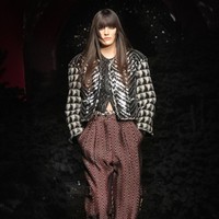 Fahion show koleksi busana Chanel terbaru untuk musim dingin 2021.  Foto: Courtesy of Chanel.