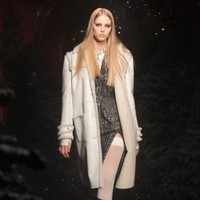 Fahion show koleksi busana Chanel terbaru untuk musim dingin 2021.  Foto: Courtesy of Chanel.