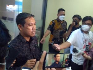 Video: Pelapor Roy Suryo Cs Jadi Saksi Kasus Tuduhan Ijazah Palsu Jokowi