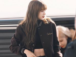 6 Penampilan Keren Lisa Blackpink Pakai Baju Kembar dengan Idol Cowok