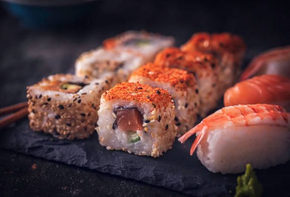 Yatai, Warung Makan Kaki Lima Jepang yang Jual Ramen dan Sushi