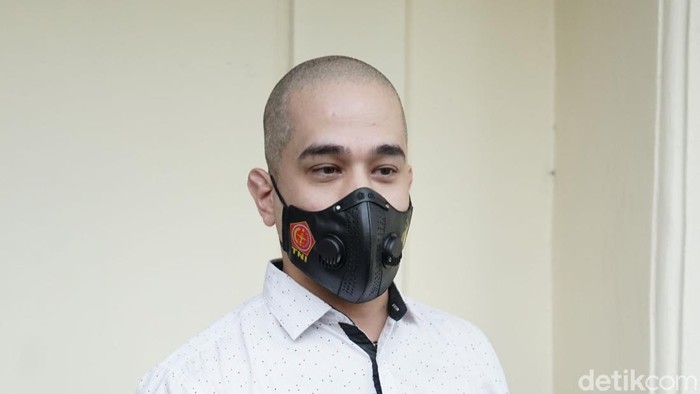 okan kornelius bakal laporkan balik Lee Sachi