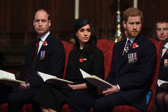 Pangeran William, Pangeran Harry dan Meghan Markle LONDON, ENGLAND - APRIL 25: Prince William, Duke of Cambridge, Meghan Markle and Prince Harry attend an Anzac Day service at Westminster Abbey on April 25, 2018 in London, England. (Photo by Eddie Mulholland - WPA Pool/Getty Images)