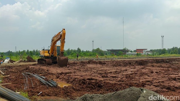 Pembangunan pabrik di Majalengka dihentikan petugas karena tak berizin