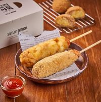 5 Tempat Beli Corn Dog yang Hits, Cobain Yuk!