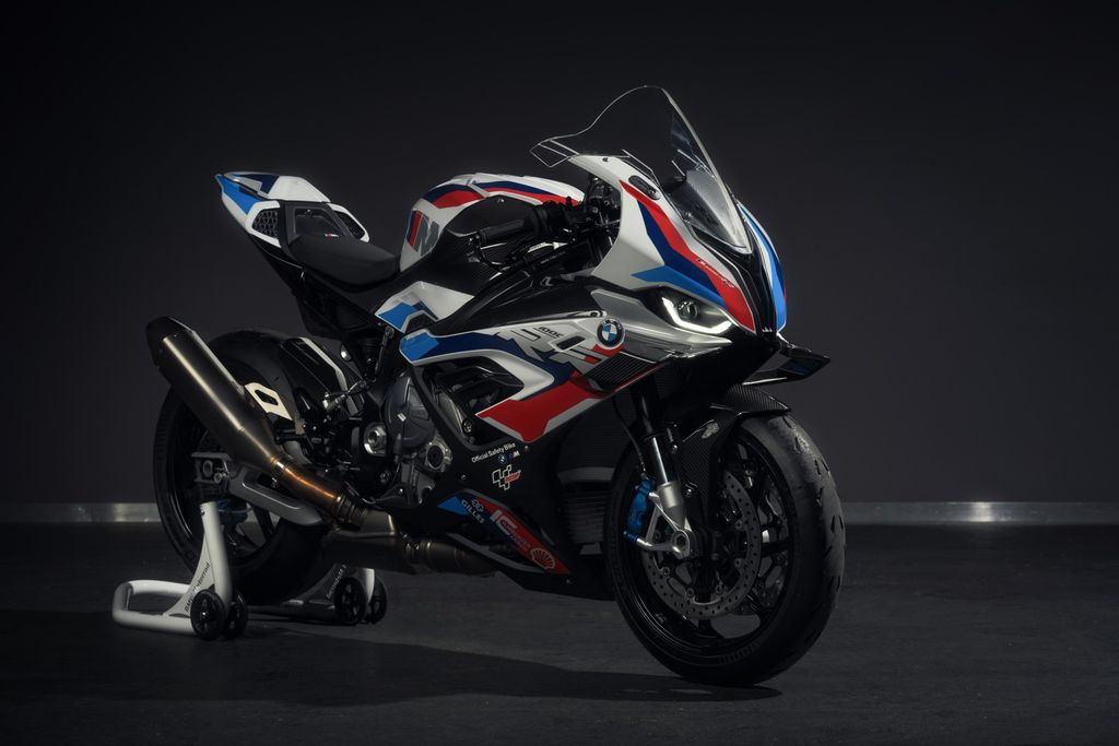Safety Car dan Safety Bike MotoGP 2021 dari BMW