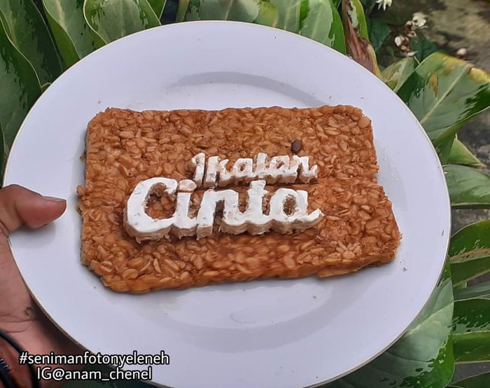 Kreatif! Pria Ini Bikin Tempe Goreng Bertuliskan Ikatan Cinta