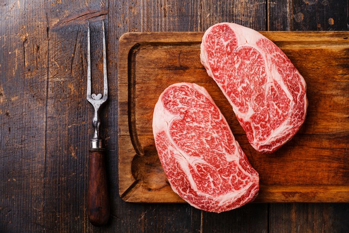 Tips Masak Daging Wagyu di Rumah dari Chef Arnold Poernomo