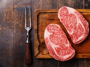 Tips Masak Daging Wagyu di Rumah dari Chef Arnold Poernomo