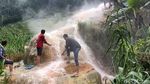 Curug Hangat Tersembunyi di Pegunungan Banjarnegara