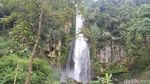 Curug Hangat Tersembunyi di Pegunungan Banjarnegara