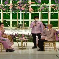 Acara lamaran Atta dan Aurel Hermansyah tampak dihadiri oleh keluarga dari kedua belah pihak. Dari pihak Aurel tampak hadir Anang Hermansyah, Ashanty, Krisdayanti, Yuni Shara, ketiga adiknya, dan beberapa anggota keluarga lain. Foto: RCTI / Ikatan Cinta Aurel dan Atta