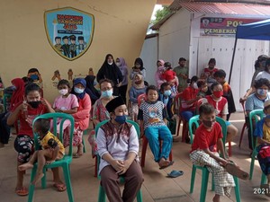 Ada Kios Sembako-Jajanan Gratis untuk Yatim di Kampung Tangguh Sawah Besar