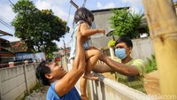 Saat ini, polisi masih menggali keterangan soal kasus tersebut.