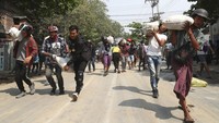 Jatuhnya korban jiwa dalam unjuk rasa di Myanmar ini dilaporkan setelah para pemimpin empat negara yang tergabung dalam kelompok Quad, yakni Amerika Serikat (AS), India, Australia dan Jepang bertekad untuk bekerja sama dalam memulihkan demokrasi di Myanmar.