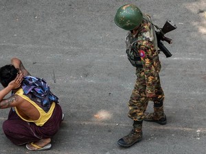 Amnesty Sebut Militer Myanmar Terapkan Taktik Pertempuran pada Demonstran