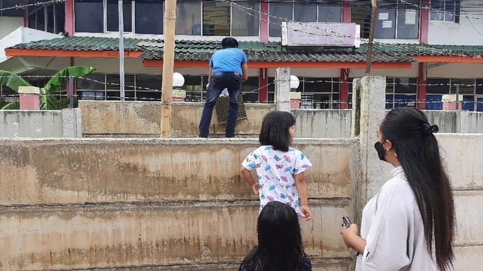 Lokasi rumah warga yang aksesnya ditutup tembok 2 meter di Ciledug