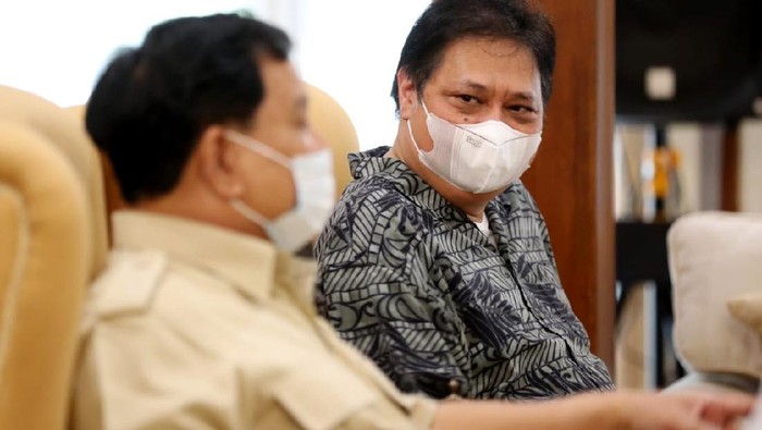 Silaturahmi antara kedua tokoh nasional yakni Ketua umum Partai Golkar Airlangga Hartarto dan Ketua Umum Partai Gerindra  Prabowo Subiyanto kembali tersorot media. Kali ini mereka bertemu di Hambalang. Ada apa?