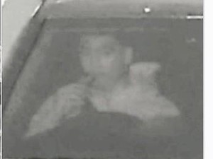 Penampakan Pengemudi Mercy Penabrak Pesepeda di HI Ngevape di Mobil