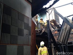 Kebakaran Rumah di Kwitang Jakpus, Kini Proses Pendinginan