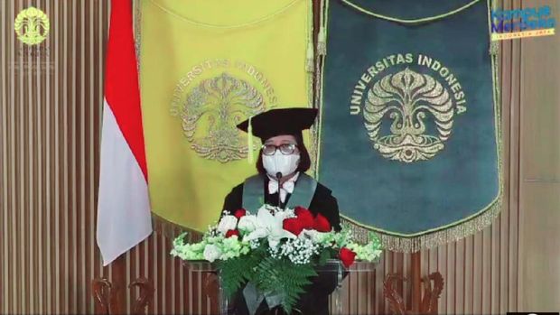 Rofikoh Rokhim dalam pidato pengukuhannya sebagai Guru Besar di FEB Universitas Indonesia, Sabtu (13/3)