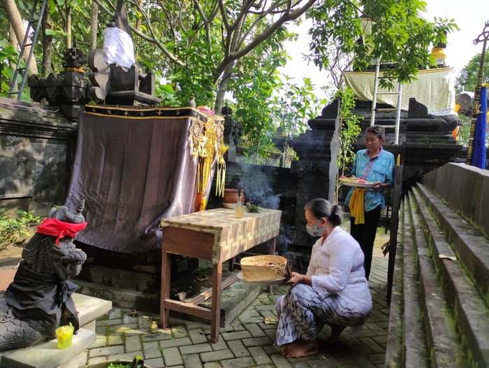 Umat Hindu di Sidoarjo Rayakan Nyepi, Tiadakan Arak-Arakan Ogoh-Ogoh