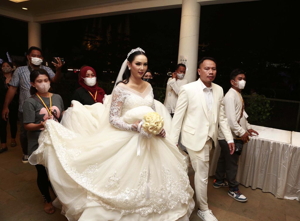Vicky Prasetyo dan Kalina Oktarani
