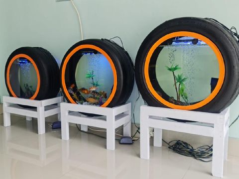 Akuarium dari ban bekas di Klaten, Minggu (14/3/2021).