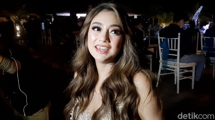 Celine Evangelista