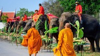 Untuk itu, perayaan kali ini masyarakat berdoa agar gajah tetap lestari.