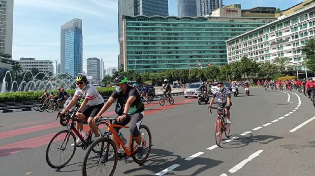Jalur 'Pop Up' Diperlebar, Pesepeda di Sudirman-Thamrin Makin Ramai Pagi Ini (Foto: Wilda/detikcom)