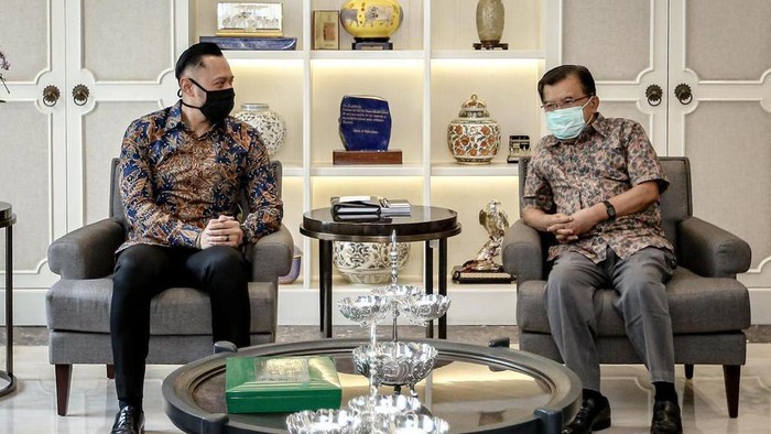 Ketum AHY Silaturahmi ke Kediaman Jusuf Kalla