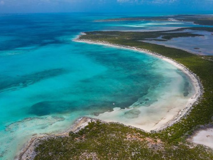 Foto Pulau Cantik di Bahama yang Dilego