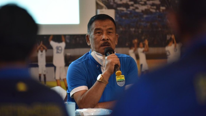 Komisaris PT Persib Bandung Bermartabat Umuh Muchtar mengucapkan rasa syukurnya di hari ulang tahun Persib Bandung.