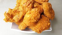 D’Lish Fried Chicken jadi buruan di sekitar Surakarta, Jawa Tengah. Harga per potong fried chicken di sini mulai dari Rp 6.500 saja untuk potongan sayap. Foto: Instagram dlish_friedchicken