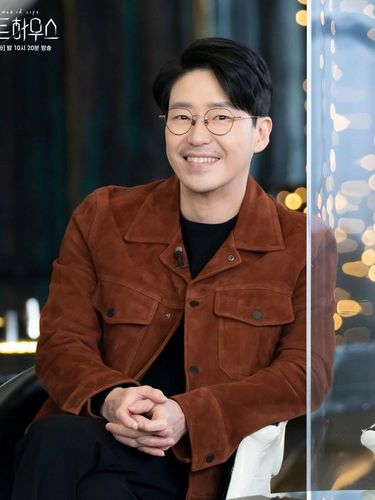 Aktor Korea Makin Ganteng di Usia 40-an