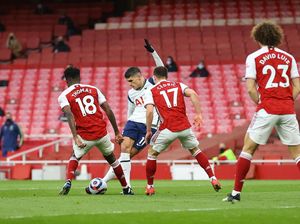Terbaik! Pujian Legenda Arsenal buat Gol Rabona Erik Lamela