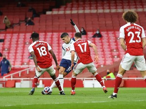 Terbaik! Pujian Legenda Arsenal buat Gol Rabona Erik Lamela